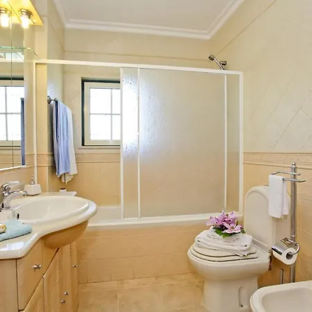 Βίλα Joao Paulo Αλμπουφέιρα